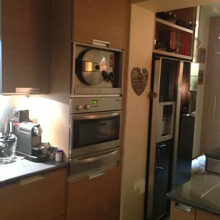 Chambres D'hotes Dans Particulier Bed and Breakfast